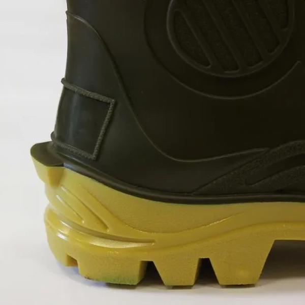 VASS 785 CAMO CHEST WADER 8 VASS 785 CAMO CHEST WADER 8