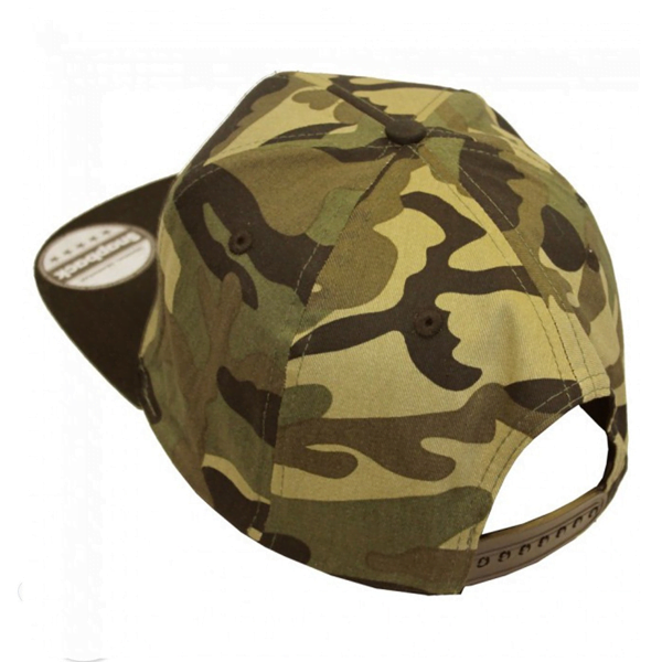 VASS SNAPBACK CAMO WITH BLACK PEAK 1