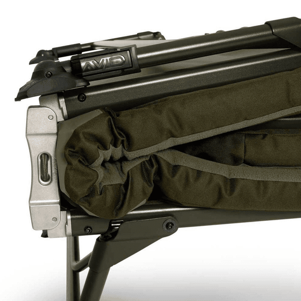 AVID CARP BENCHMARCH X BED 1 Avid Carp Benchmark Ultra X Bed