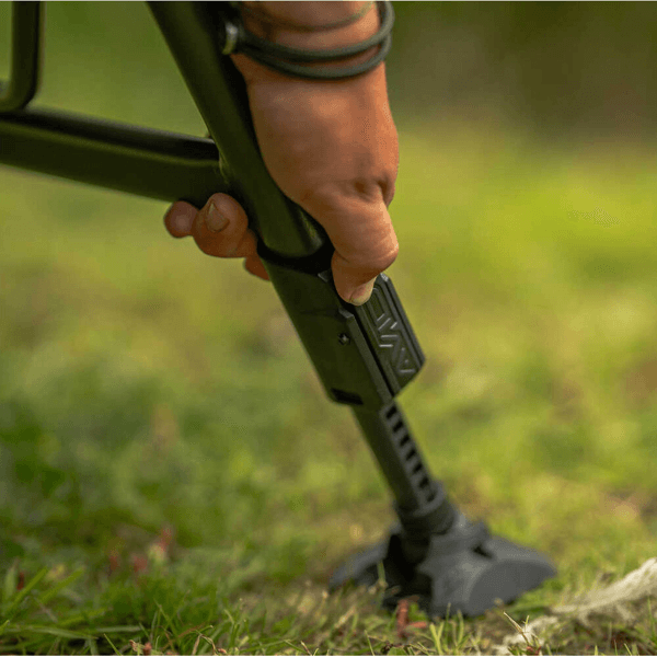 AVID CARP BENCHMARCH X BED 5 AVID CARP BENCHMARCH X BED 5