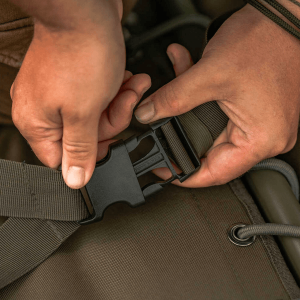 AVID CARP BENCHMARCH X BED 8 Avid Carp Benchmark Ultra X Bed