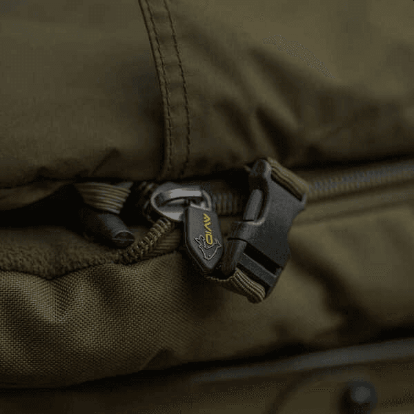 AVID CARP BENCHMARCH STANDAR SYSTEM 8 Avid Benchmark Ultra Standard System