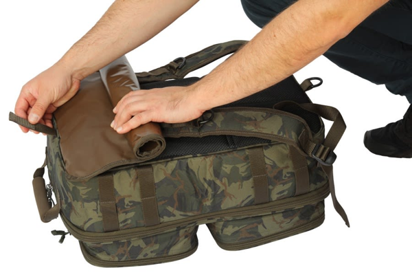 GIANTS COMPAC RUCKSACK 3 Giants Fishing Compact Rucksack