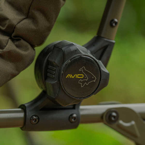 avid carp benchmark leveltech high back recliner chair 4 Sistema de patas LevelTech aluminio silla carpfishing Avid Carp Benchmark Hi-Back