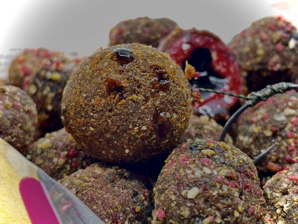 LK BAITS NUTRIGO FEED-EX MONSTER CRAB 800G 20MM 2 LK Baits Nutrigo Feed-ex Monster Crab 800gr 20mm