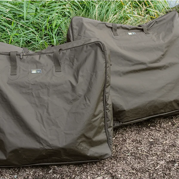Avid Carp Bedchair Bag protege y transporta la cama