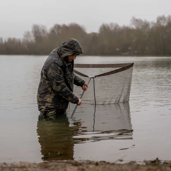 Avid Carp Pro-Tect Net 8ft 2pc con malla fina de baja abrasión