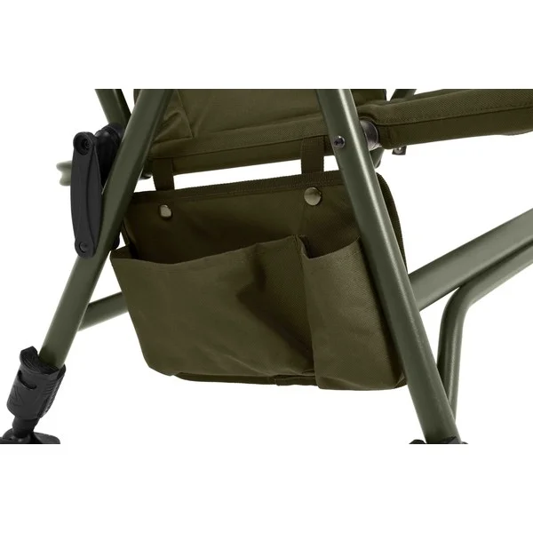 Avid Carp Silla Revolve Armchair con estructura de aluminio y apoyabrazos abatibles