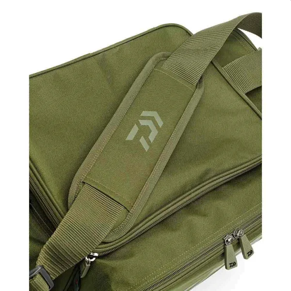 Daiwa Compact Tackle Bag de 500D