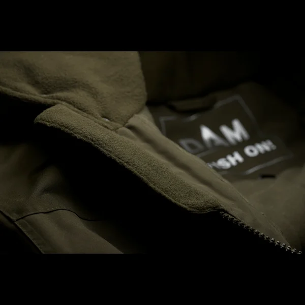 DAM-WINTER-SUIT-1
