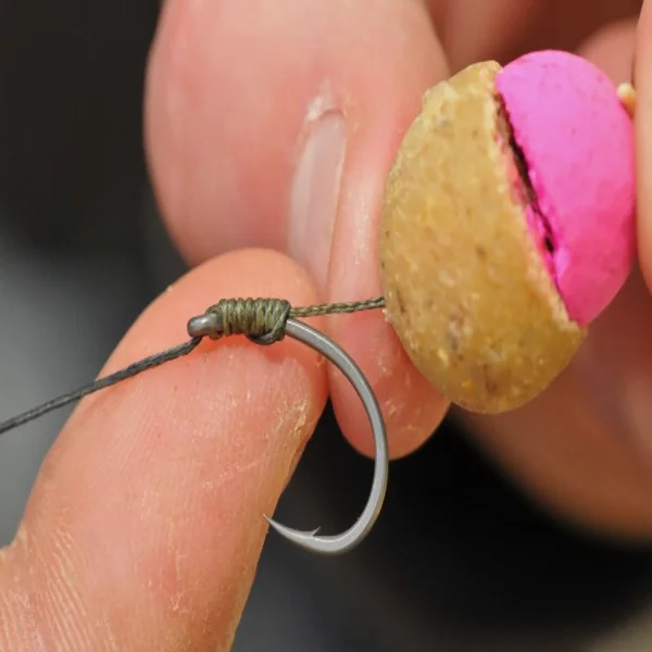 Korda Krank punta afilada para cebos de fondo con la máxima capacidad de enganche
