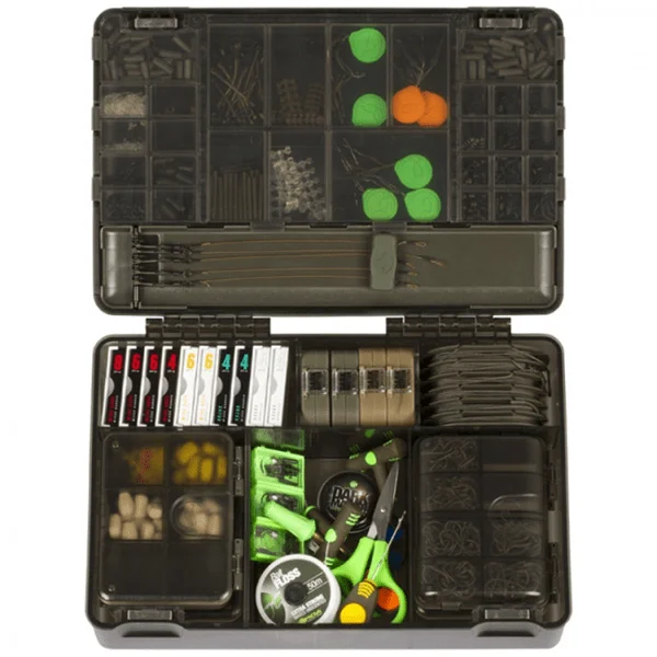 Korda Tackle Box con compartimentos para terminal y accesorios