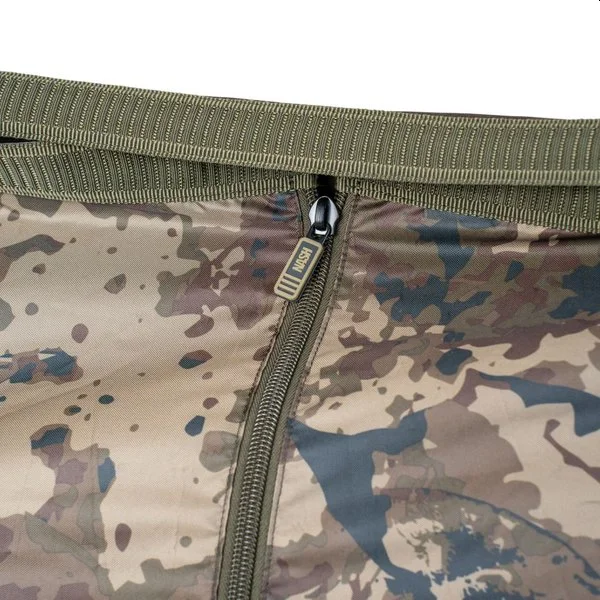 Nash Subterfuge Bedchair Bag con apertura enrollable