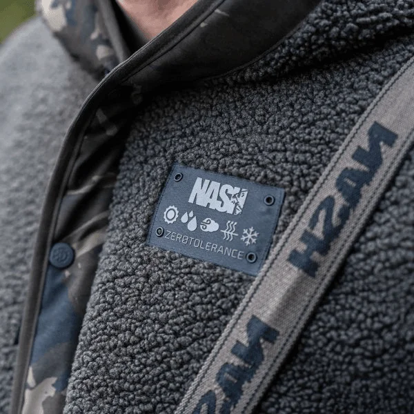 Nash ZT Sherpa Fleece Hoody con fibra hueca y DWR