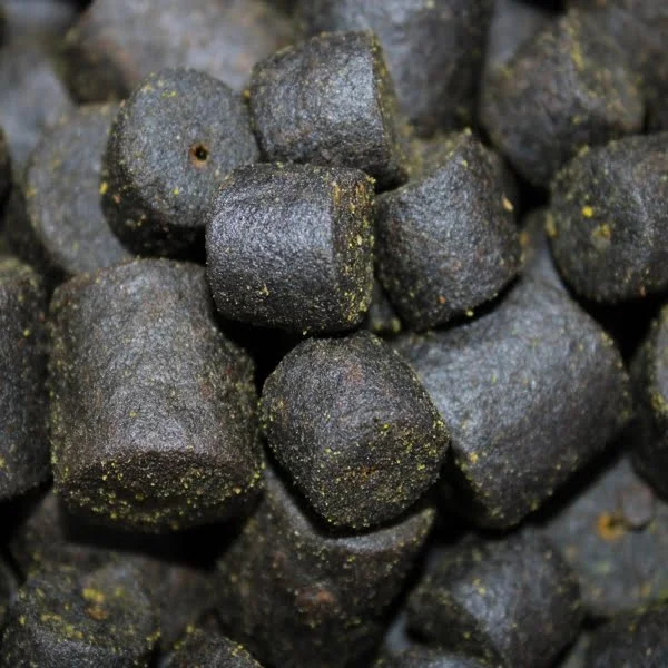 Pro Elite Baits Atractor Pellets Pineapple-Scopex con base Coppens