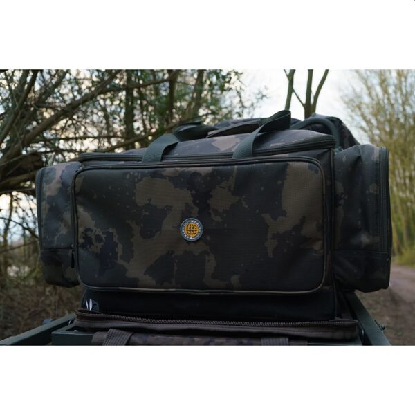 SOLAR TACKLE WORLDWIDE CARRYALL LARGE 4 SOLAR TACKLE WORLDWIDE CARRYALL LARGE 4