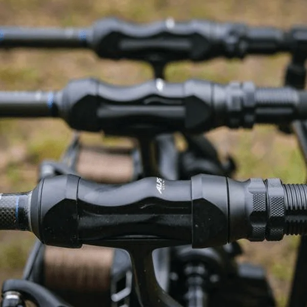 Cañas para practicar la modalidad de carpfishin y pesca de carpas