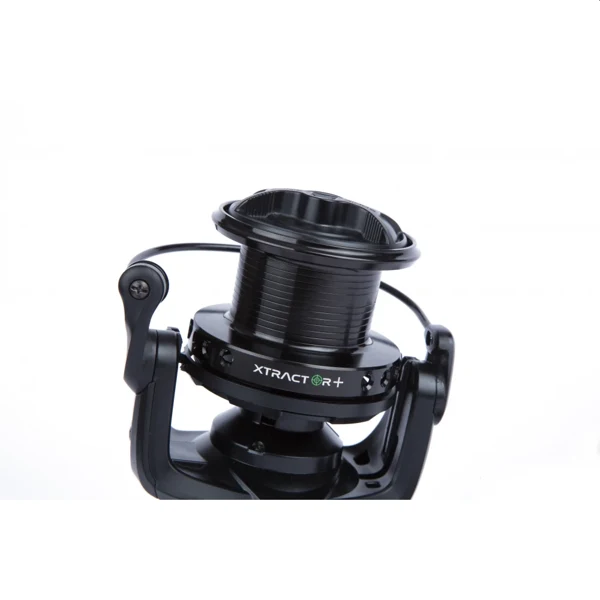 Carrete Sonik Xtractor+ 5000 manivela plegable