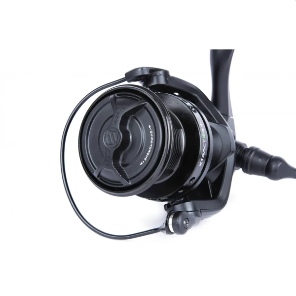 Carrete Sonik Xtractor+ 5000 rotor y clip de hilo
