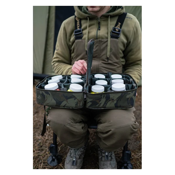 Giants Fishing Hookbait Bag uso con botes