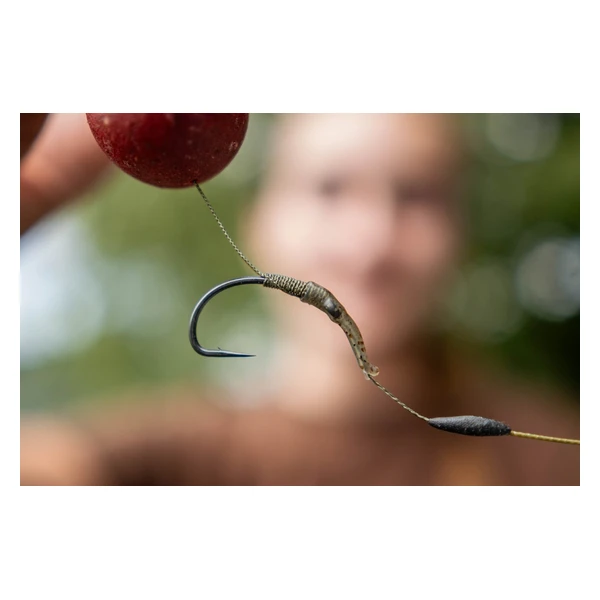 Anzuelo con el Giants Fishing Hook Aligners Line Aligner-Large Camo y boilie