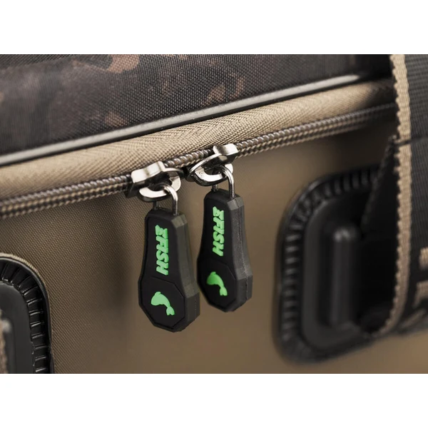 Cremalleras de 10 mm con tiradores ZFish de la gama Aquacore PRO Eva Bag