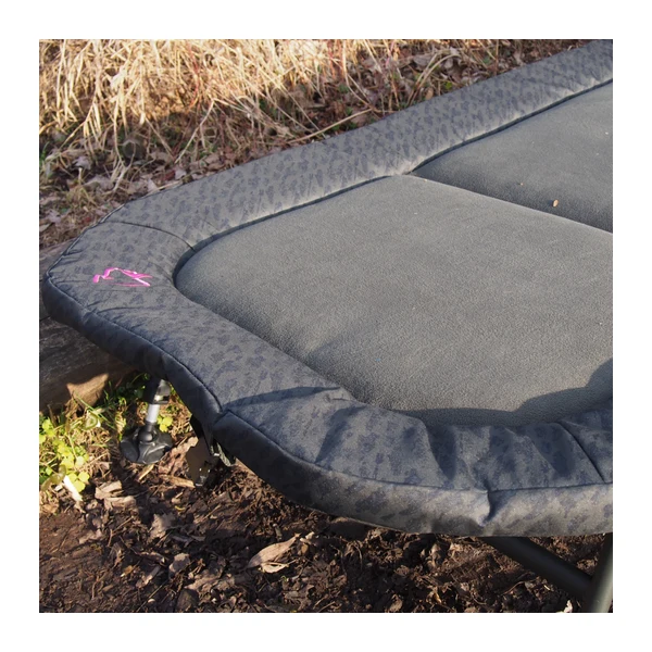 LK Baits Camo Bedchair 8 Patas XL, bedchair XL de 8 patas con colchón muy acolchado y funda de vellón caqui