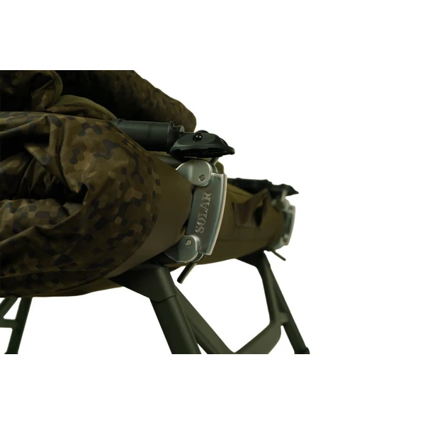 Cierre Spring-Loc con el logotipo Solar del Solar SP C-Tech 8 Leg Slee Cierre Spring-Loc con el logotipo Solar del Solar SP C-Tech 8 Leg Sleep System Wide