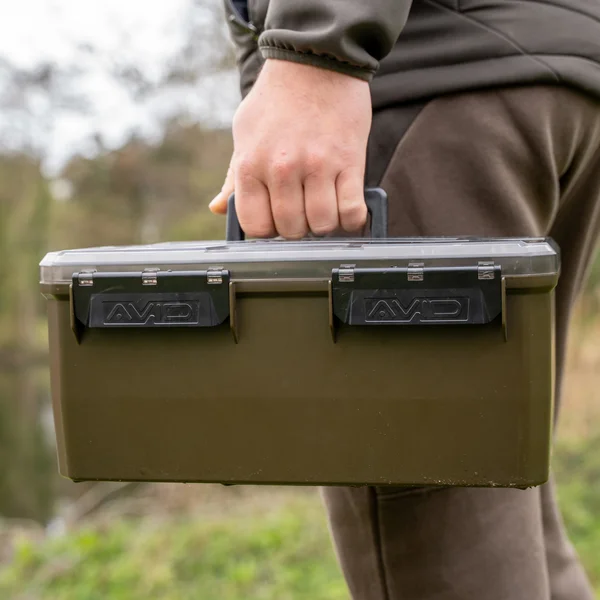 Avid Carp Reload Utility Box en uso 4 Avid Carp Reload Utility Box en uso 4