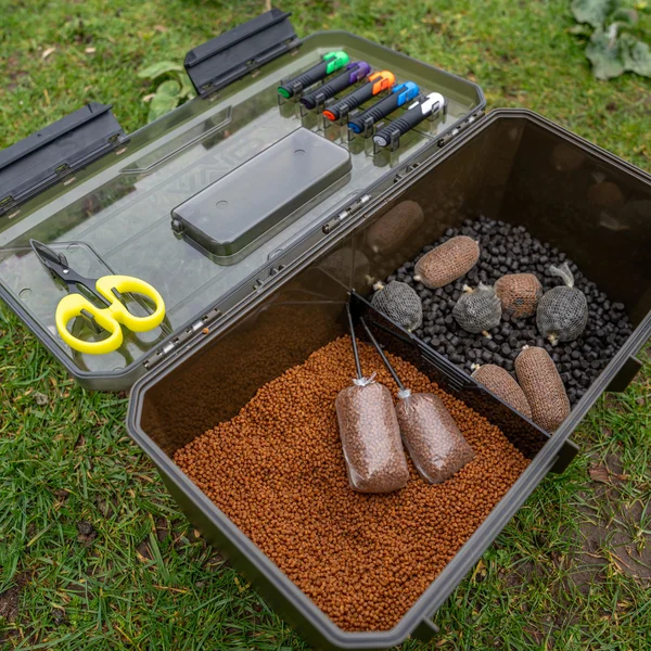 Avid Carp Reload Utility Box en uso 5 Avid Carp Reload Utility Box en uso 5